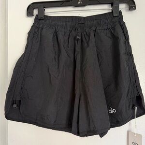 ALO Yoga Black Women's Shorts